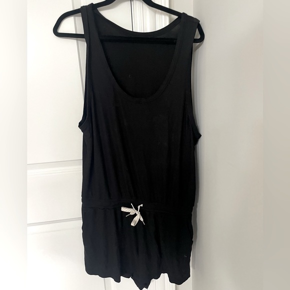 VUORI Torrey ribbed romper - Picture 1 of 3